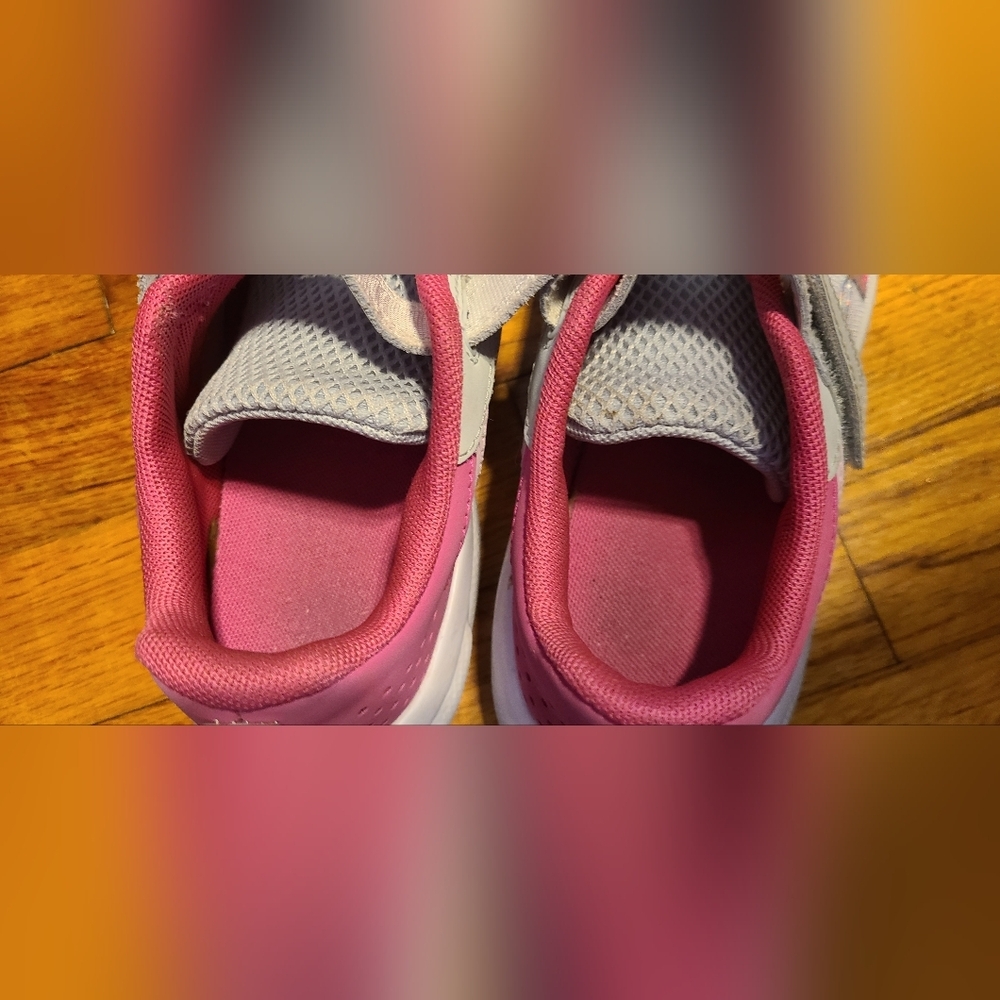 Under Armour kids assert lightweight sneaker|strap closure shiny‎ - Picture 5 of 14